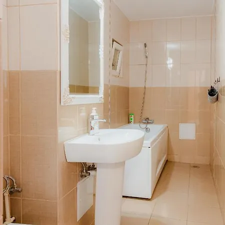 Apartamento Apartament 2 Camere, Decomandat, In Zona Centrala *